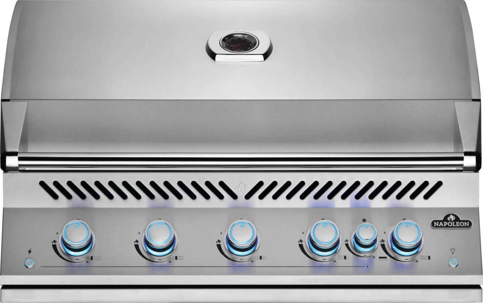 Queimador traseiro Série 700 38" com potência de 78.000 BTU ideal para cozinhas exteriores e móveis de encastre. Queimador traseiro Série 700 38" com potência de 78.000 BTU;