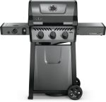 Grelhador a Gás Freestyle 365 com Queimador lateral SIZZLE ZONE
