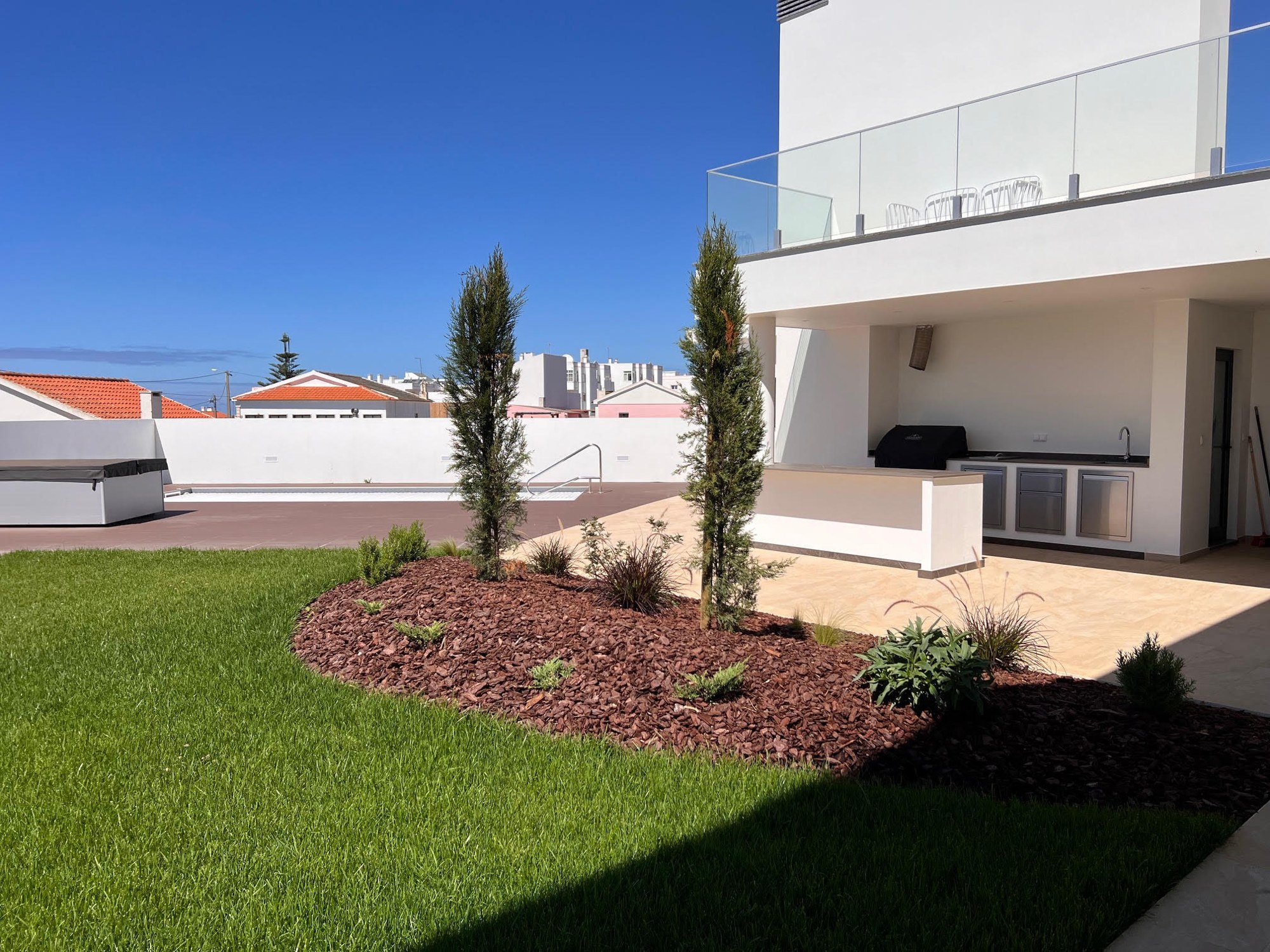 Cozinha de exterior da Linha Clássica na Ericeira